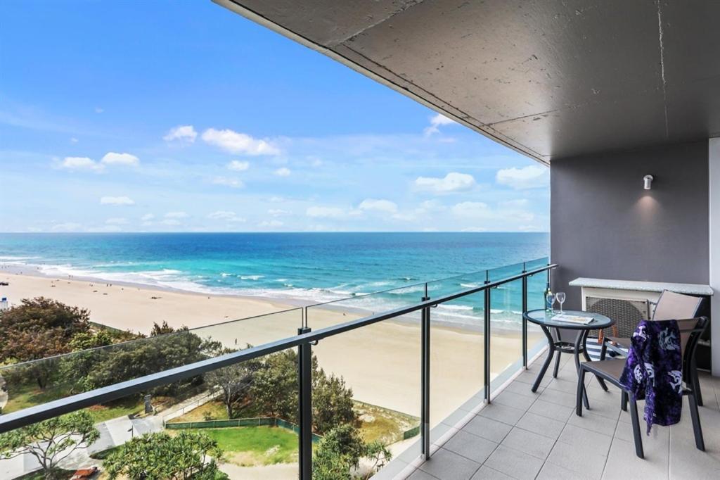 One The Esplanade Apartments On Surfers Paradise Gold Coast Eksteriør billede