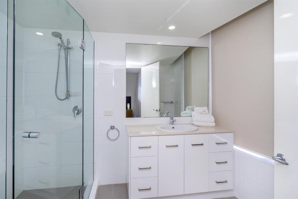 One The Esplanade Apartments On Surfers Paradise Gold Coast Eksteriør billede