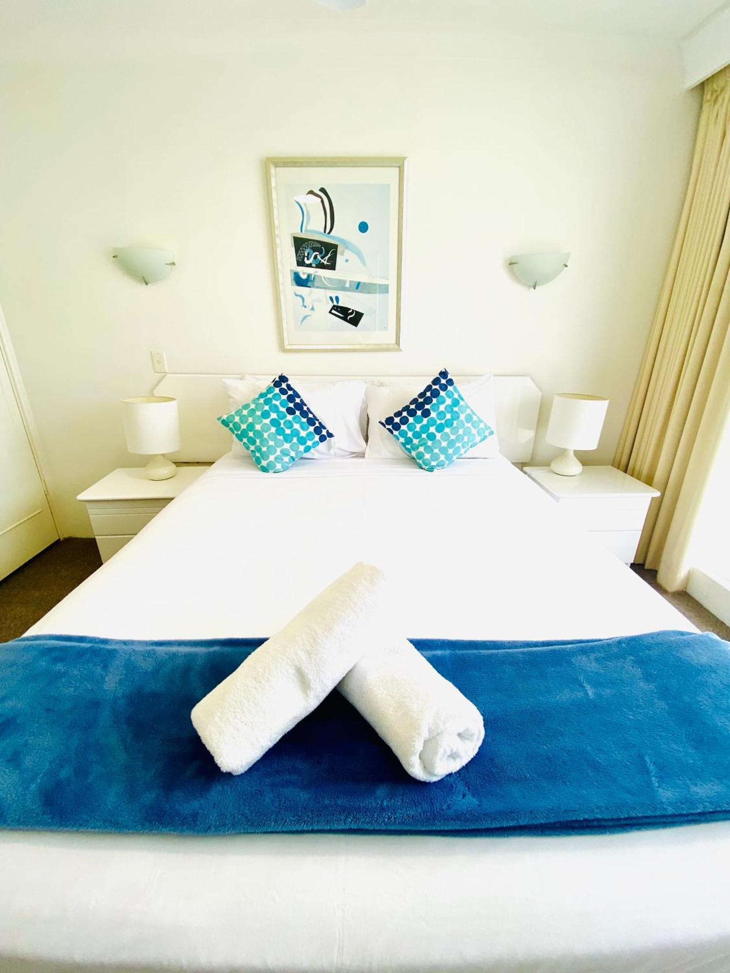 One The Esplanade Apartments On Surfers Paradise Gold Coast Eksteriør billede