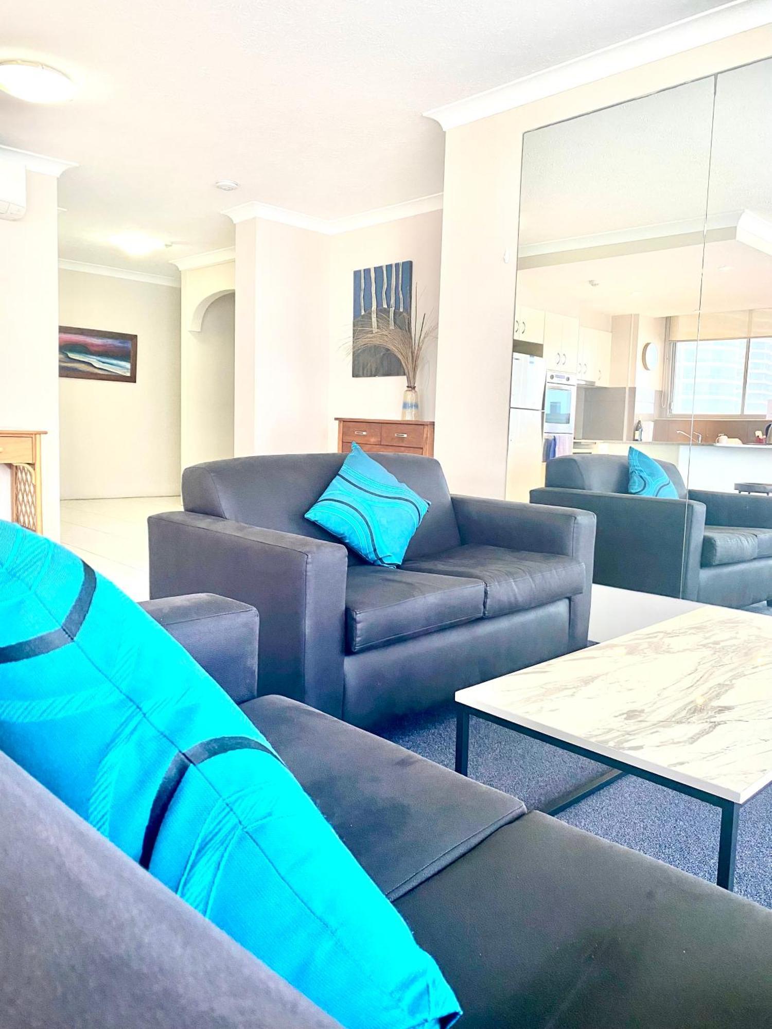 One The Esplanade Apartments On Surfers Paradise Gold Coast Eksteriør billede