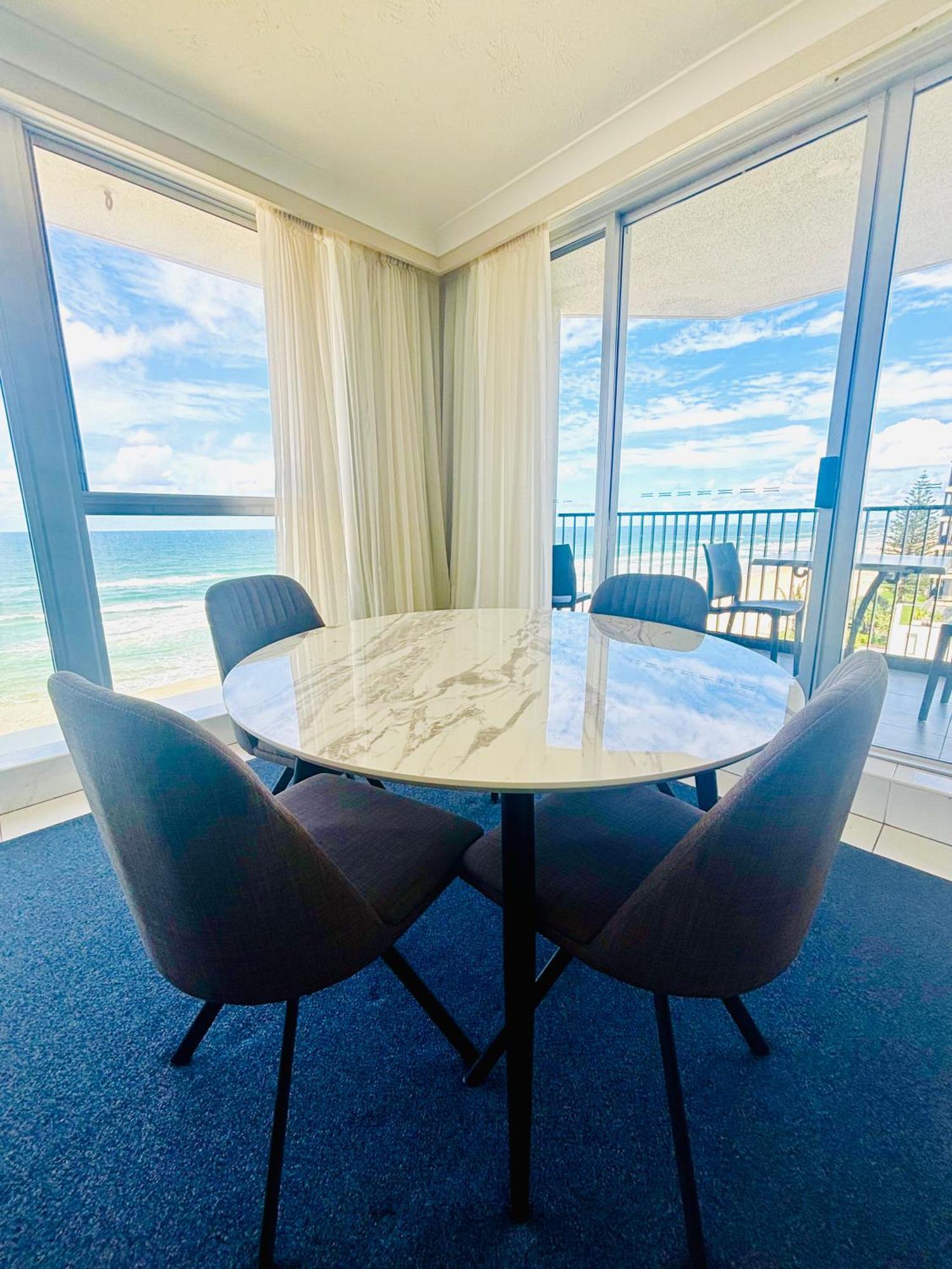 One The Esplanade Apartments On Surfers Paradise Gold Coast Eksteriør billede