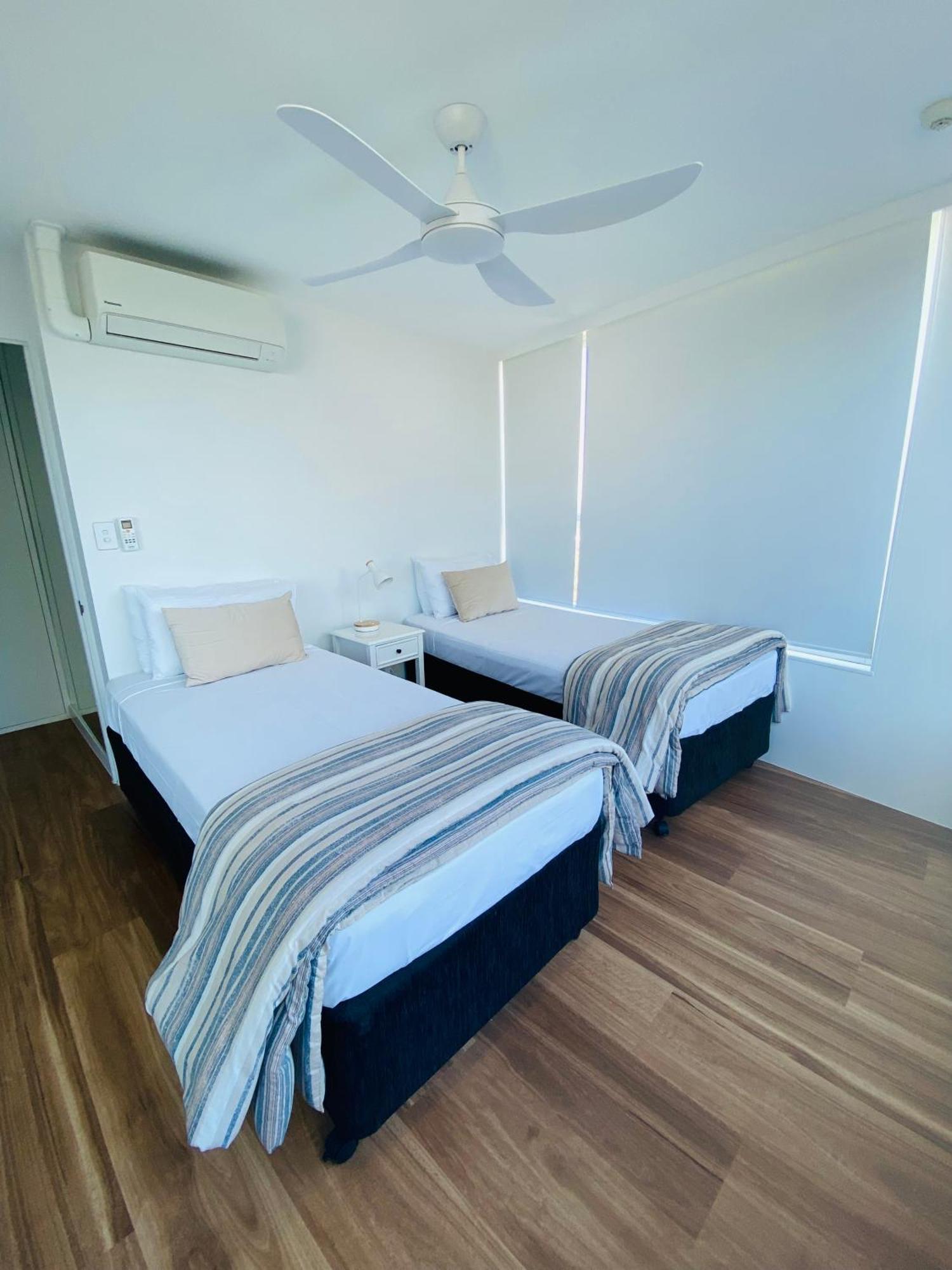 One The Esplanade Apartments On Surfers Paradise Gold Coast Eksteriør billede
