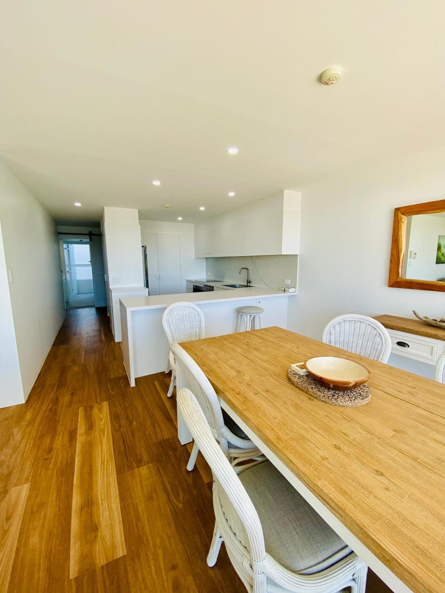 One The Esplanade Apartments On Surfers Paradise Gold Coast Eksteriør billede